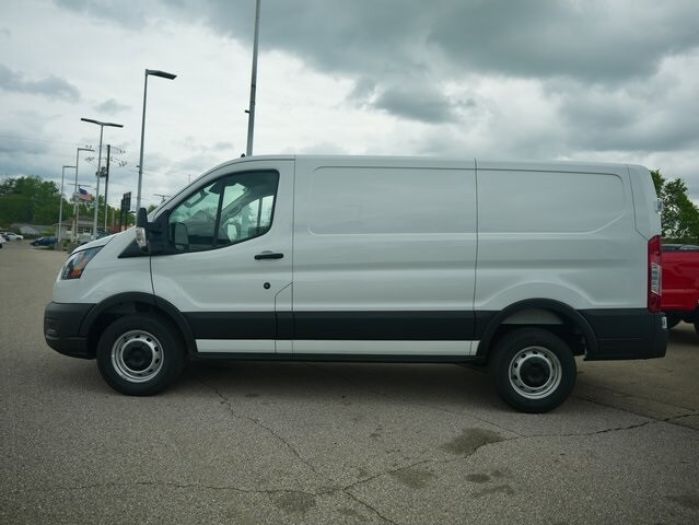 2025 Ford Transit photo 3