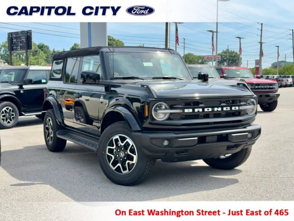 New 2026 Ford Bronco Outer Banks SUV