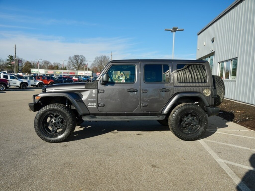Used 2020 Jeep Wrangler Unlimited Sahara SUV