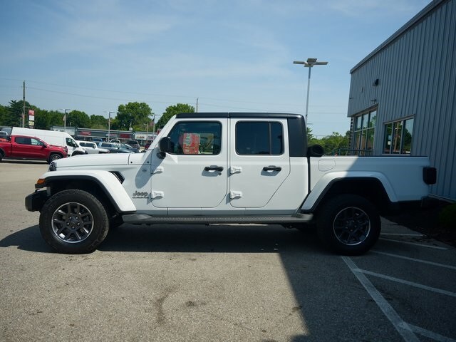 2020 Jeep Gladiator Overland photo 3