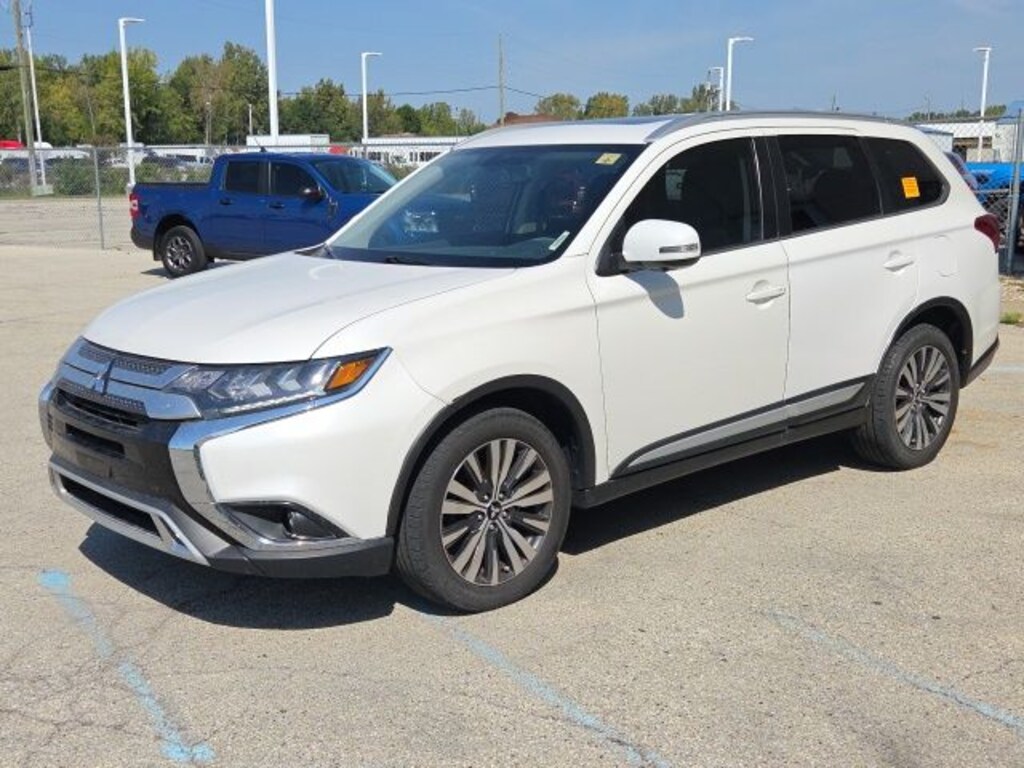 Used 2019 Mitsubishi Outlander SEL SUV