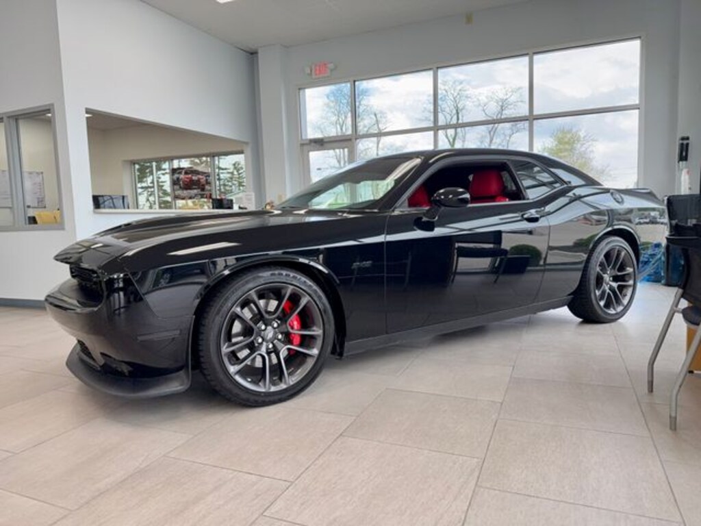 Used 2023 Dodge Challenger R/T Coupe