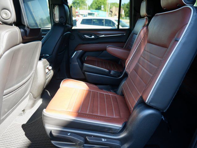 2023 GMC Yukon XL Denali Ultimate - Photo 11