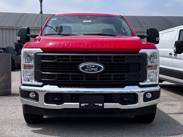 2023 Ford F-250 XL photo 2