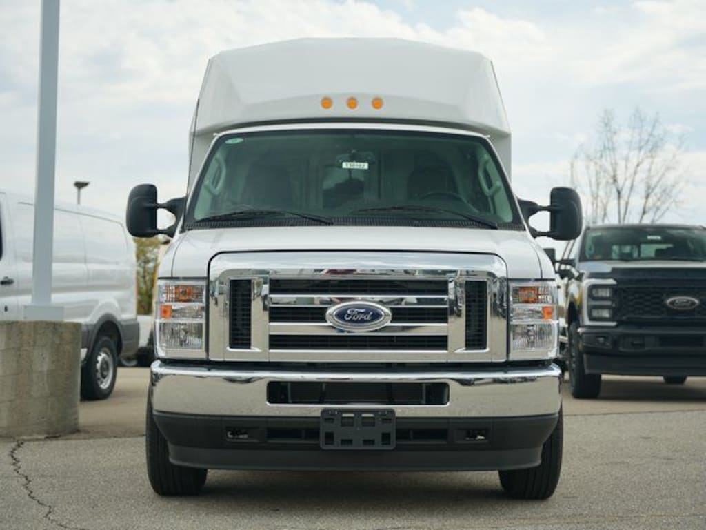 New 2025 Ford E-350 Cutaway Base Cab/Chassis