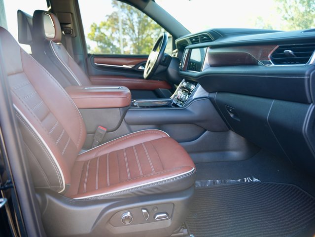 2023 GMC Yukon XL Denali Ultimate - Photo 8