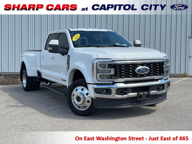 2023 Ford F-450 Lariat 4x4 Crew Cab 8' Box DRW's photo