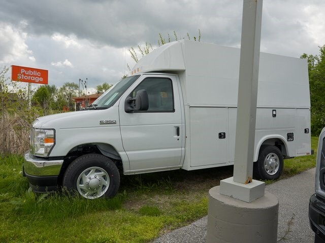 2024 Ford E-350 Base photo 3