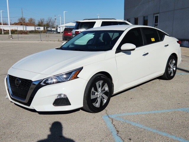 2020 Nissan Altima 2.5 S photo 2