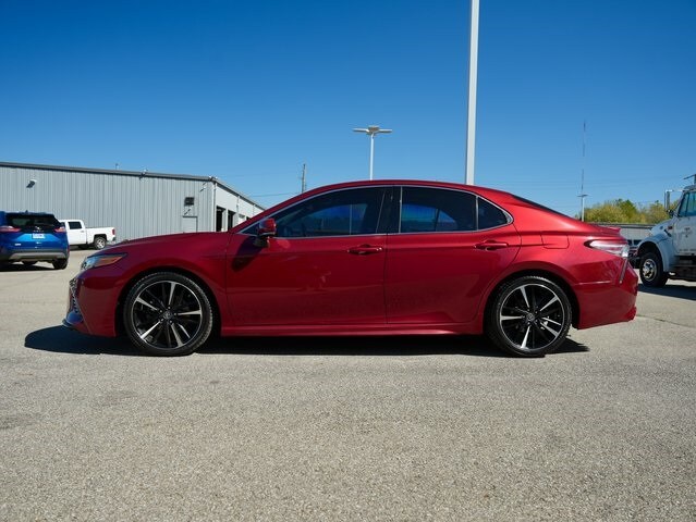 2018 Toyota Camry XSE V6 photo 3