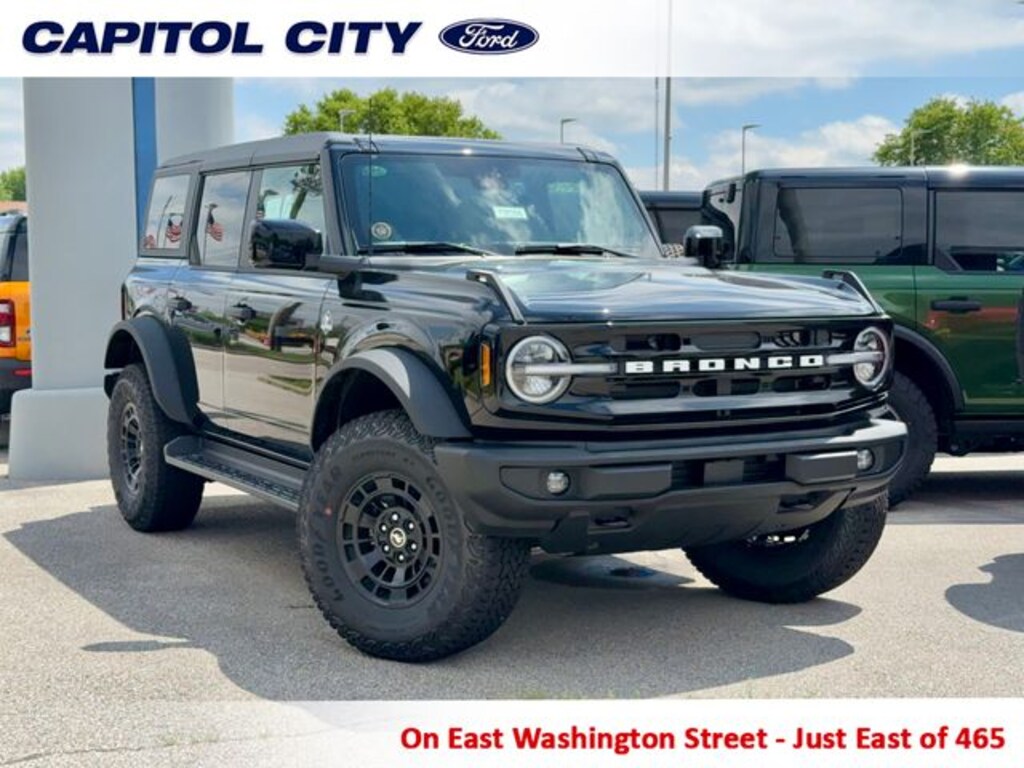 New 2026 Ford Bronco Outer Banks SUV