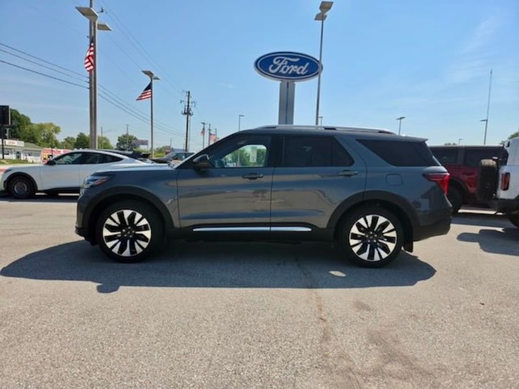New 2027 Ford Explorer Platinum SUV