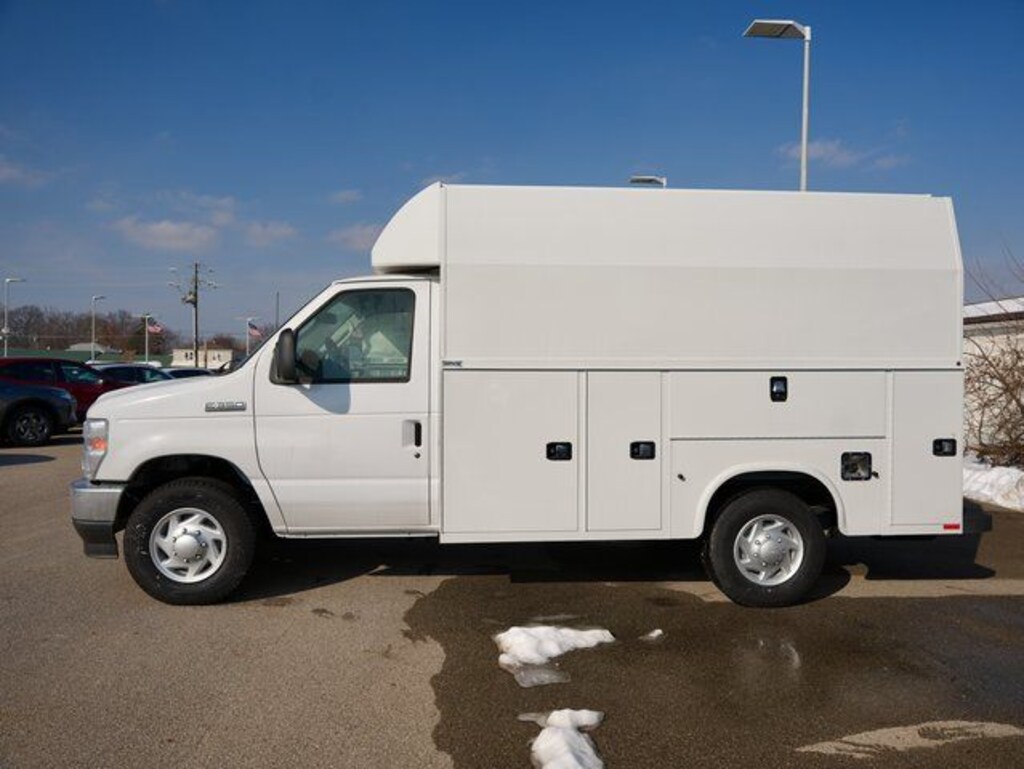New 2025 Ford E-350 Cutaway Base Cab/Chassis