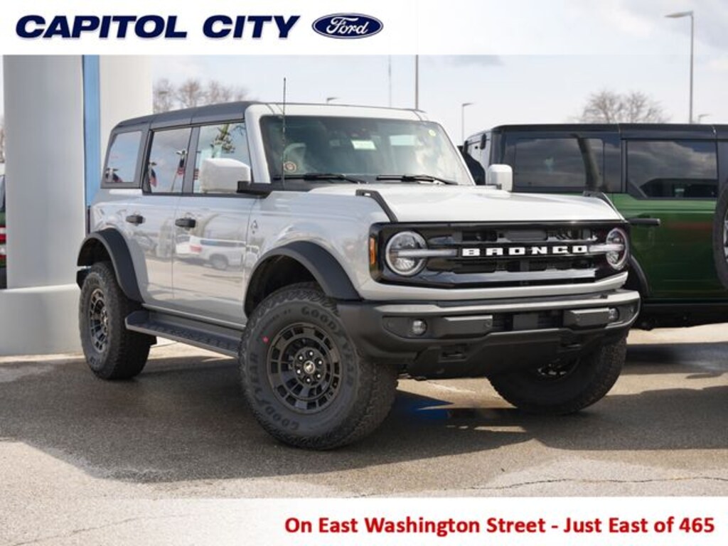 New 2026 Ford Bronco Outer Banks SUV