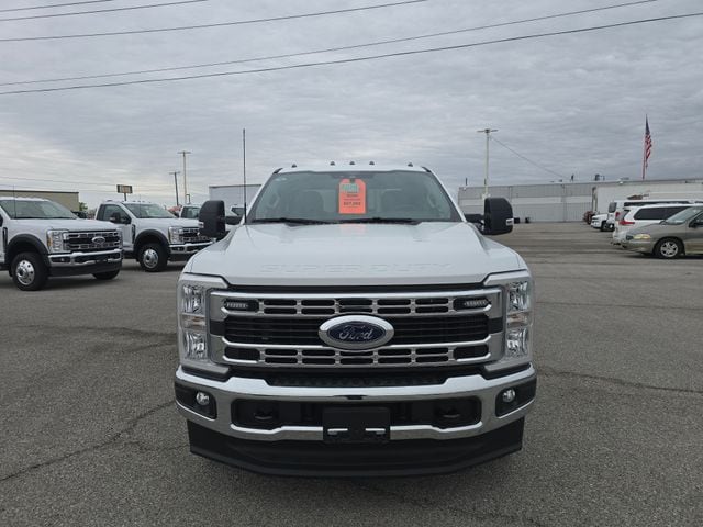 2026 Ford F-350 Super Duty Chassis Cab XL - Photo 6