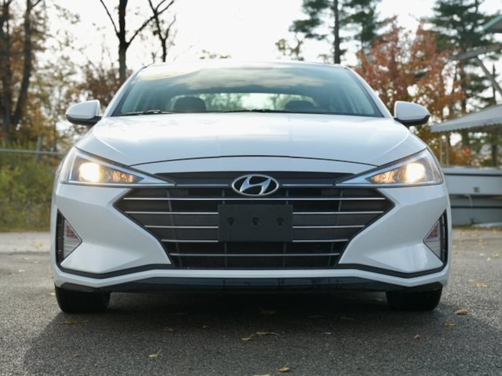 Used 2019 Hyundai Elantra SE Sedan