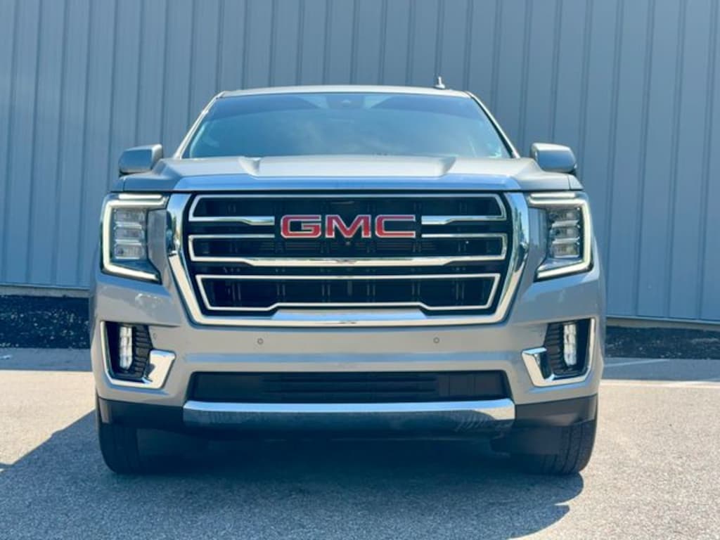 Used 2023 GMC Yukon SLT SUV