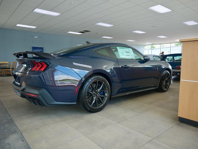 2025 Ford Mustang Dark Horse - Photo 7