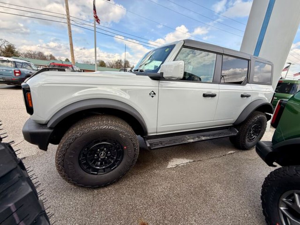 New 2026 Ford Bronco Outer Banks SUV