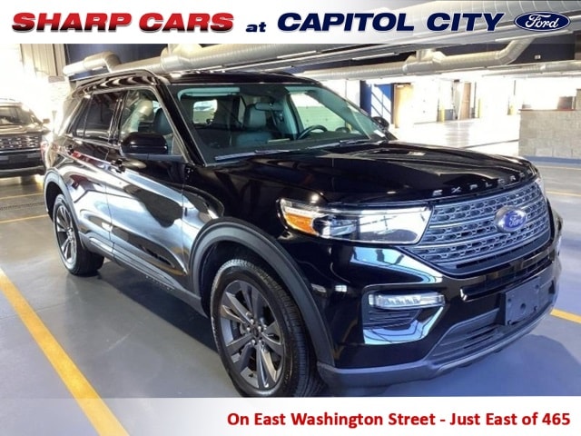 2023 Ford Explorer XLT's photo