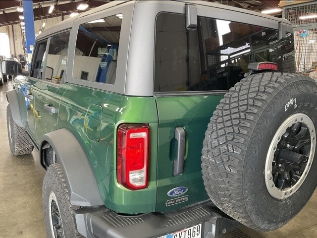 2024 Ford Bronco Black Diamond photo 4