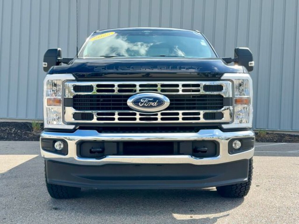 Used 2025 Ford F-350SD XLT Truck