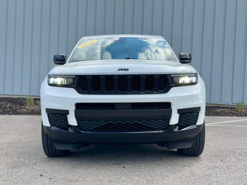 Used 2023 Jeep Grand Cherokee L Altitude SUV