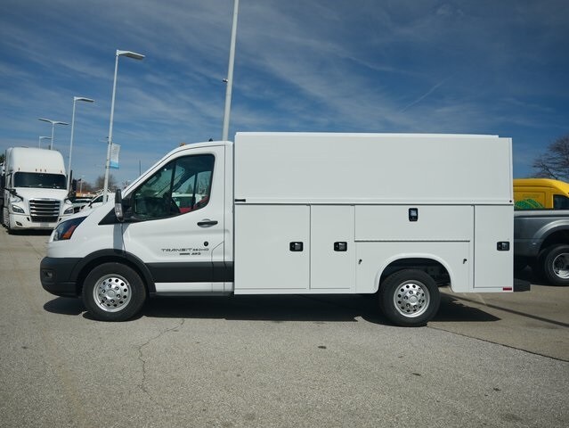 2024 Ford Transit photo 3