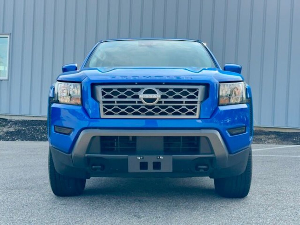 Used 2024 Nissan Frontier SV Truck