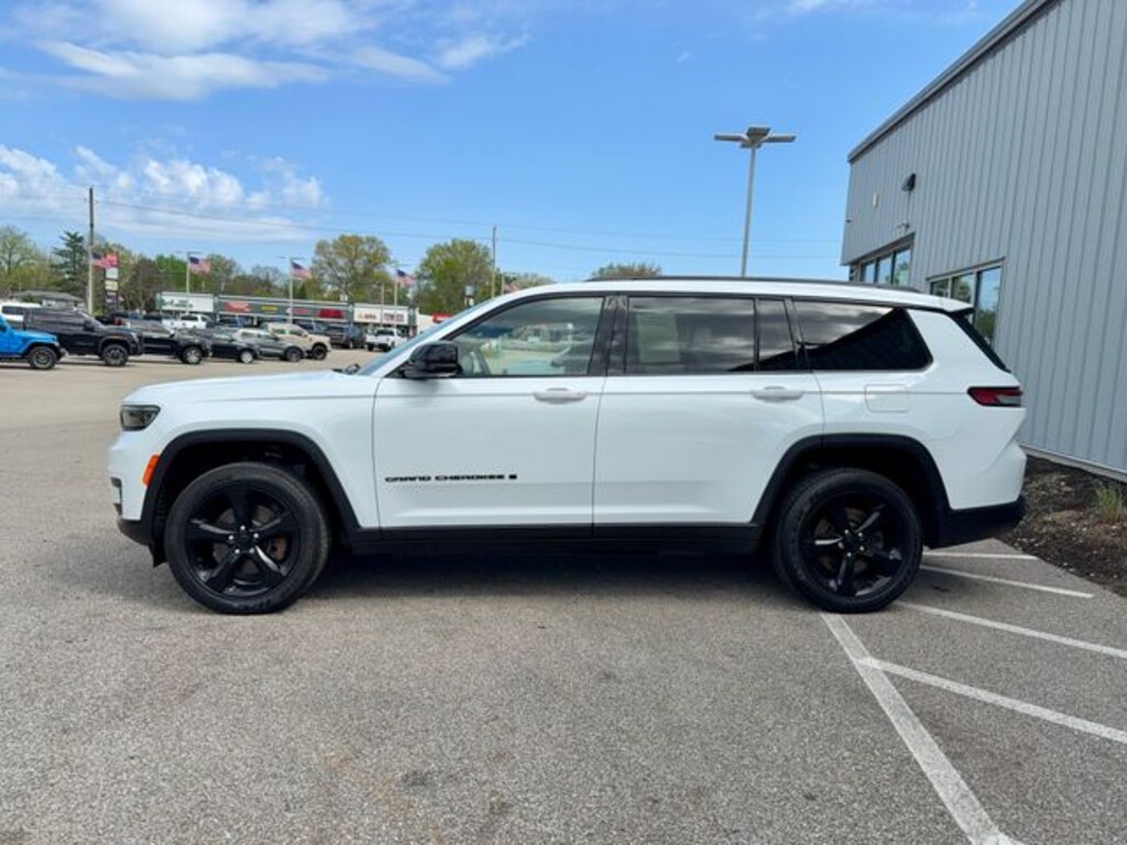 Used 2023 Jeep Grand Cherokee L Altitude SUV