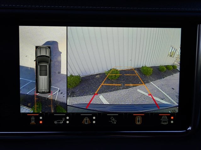 2023 GMC Yukon XL Denali Ultimate - Photo 21