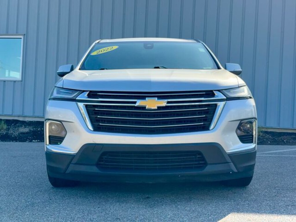 Used 2022 Chevrolet Traverse LT SUV