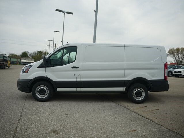2025 Ford Transit photo 3