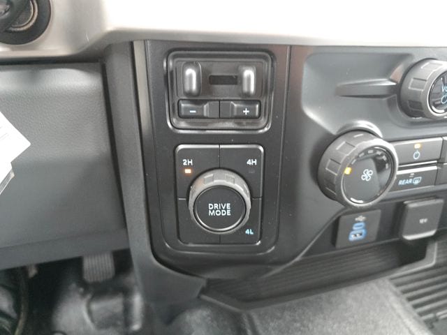 2026 Ford F-350 Super Duty Chassis Cab XL - Photo 14