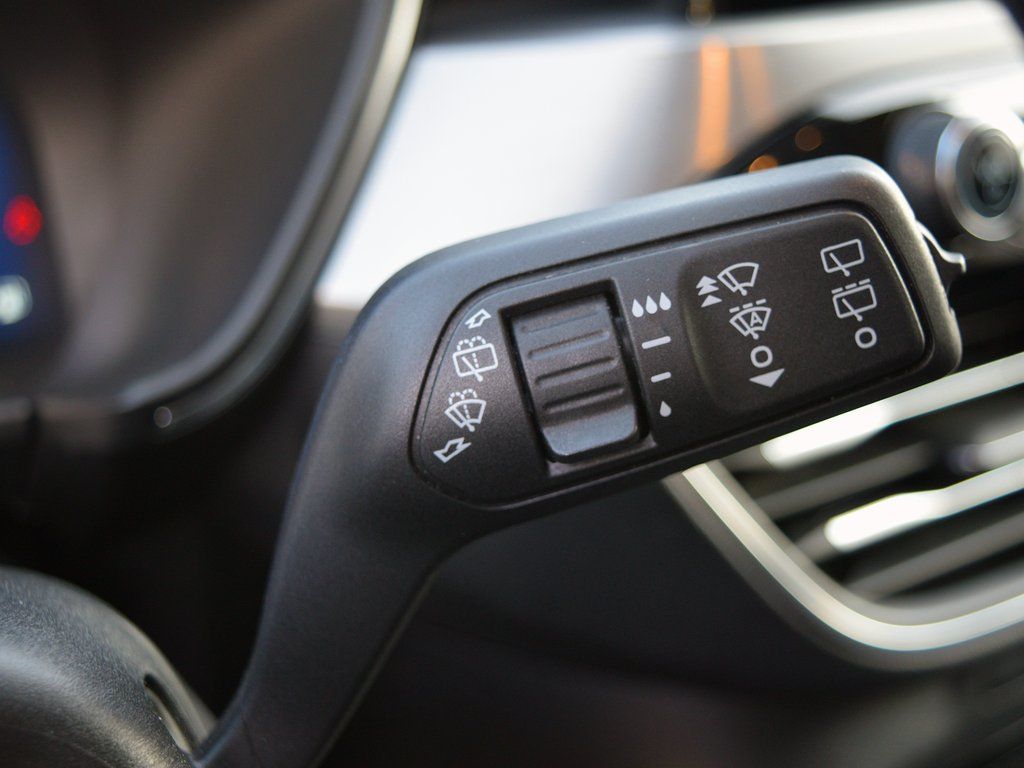 2022 Ford Escape Titanium - Photo 14