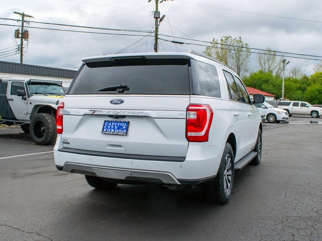 2019 Ford Expedition XLT photo 2