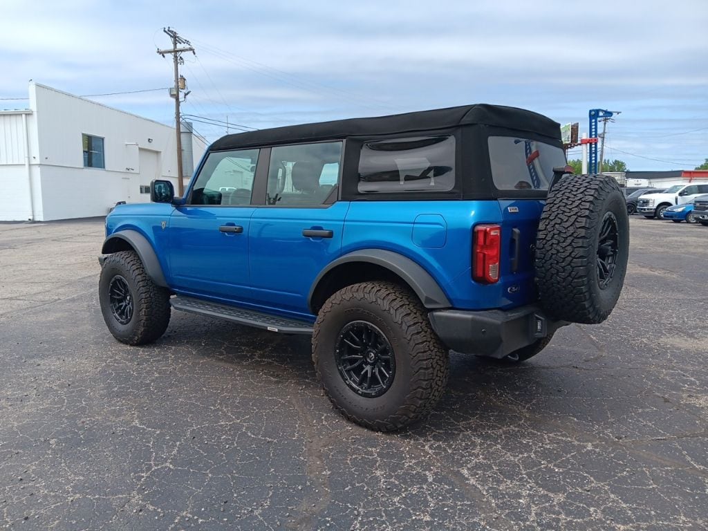 2023 Ford Bronco 4-Door Base - Photo 6