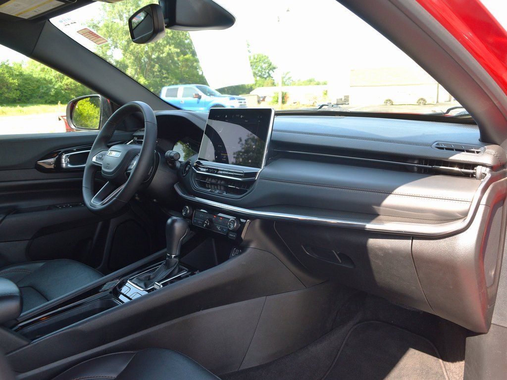 2023 Jeep Compass (RED) Edition - Photo 33