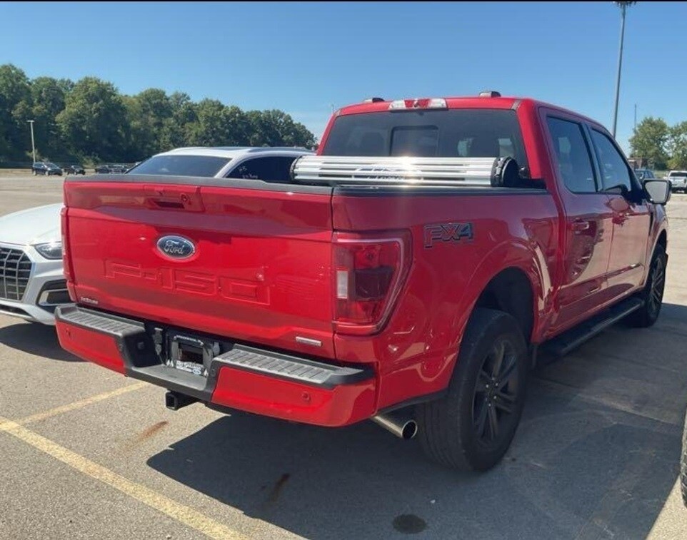 2022 Ford F-150 XLT photo 2