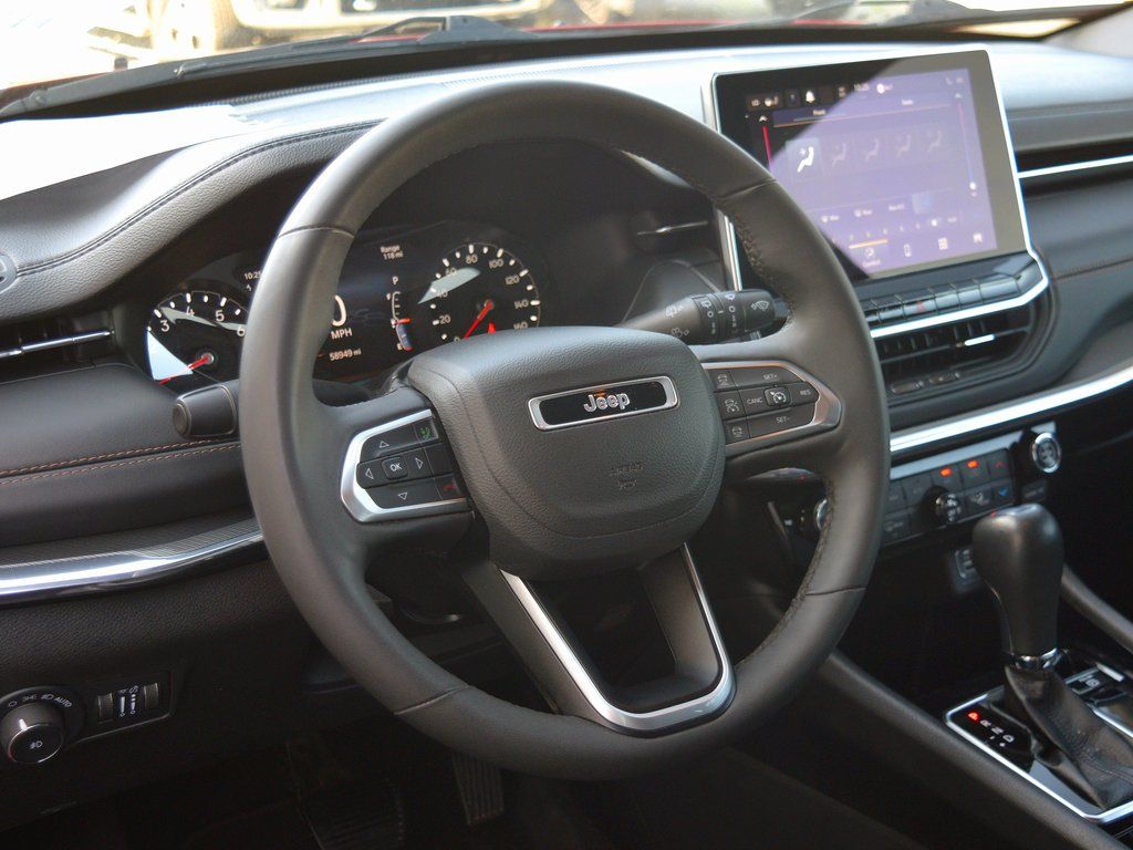 2023 Jeep Compass (RED) Edition - Photo 11