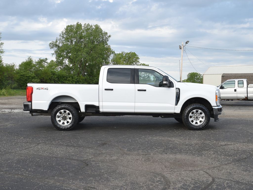 2023 Ford F-250 Super Duty XLT - Photo 3