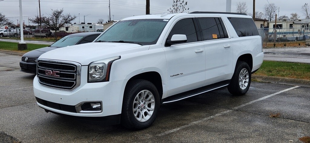2019 Gmc Yukon XL SLT photo 2