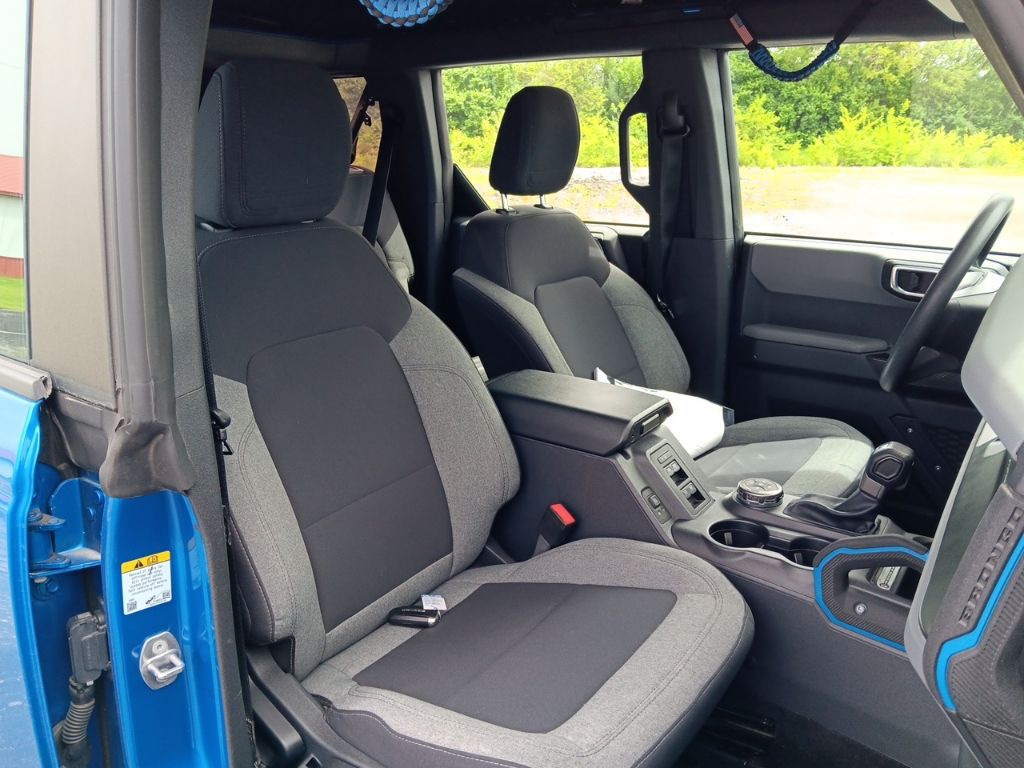 2023 Ford Bronco 4-Door Base - Photo 35