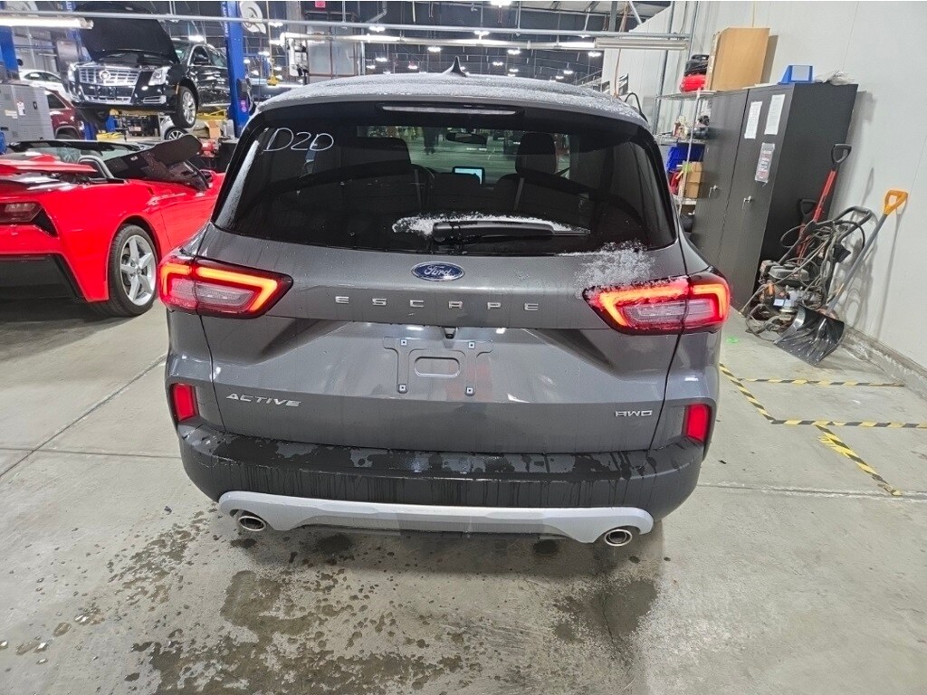 2025 Ford Escape Active photo 3