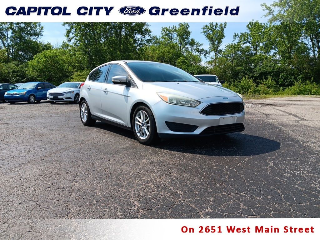 2015 Ford Focus 5 Door Hatch SE's photo