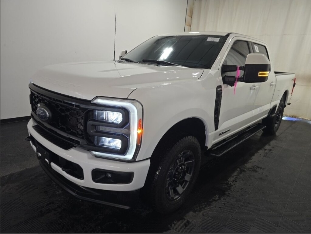 Used 2023 Ford F-250SD Lariat Truck