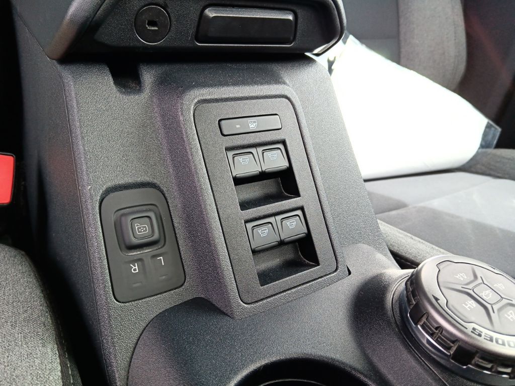 2023 Ford Bronco 4-Door Base - Photo 34