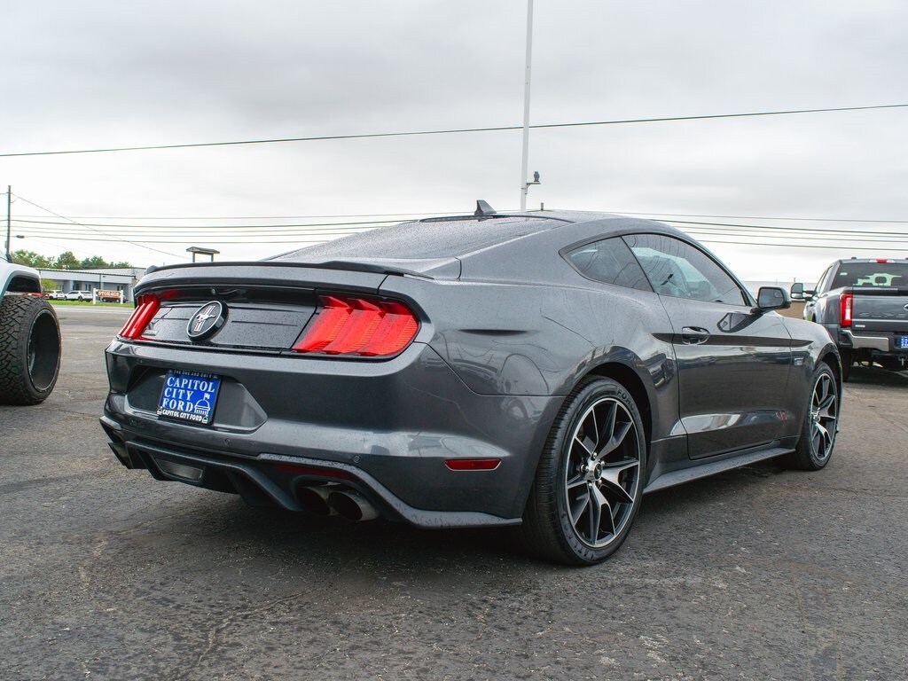 2020 Ford Mustang EcoBoost photo 3