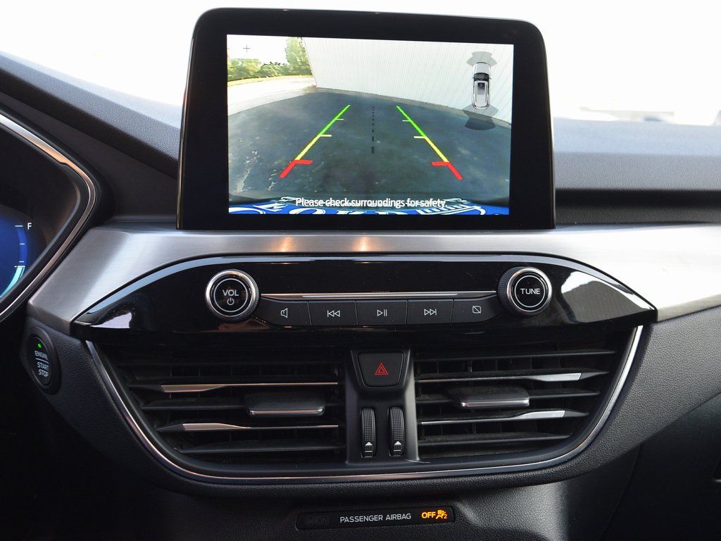 2022 Ford Escape Titanium - Photo 21