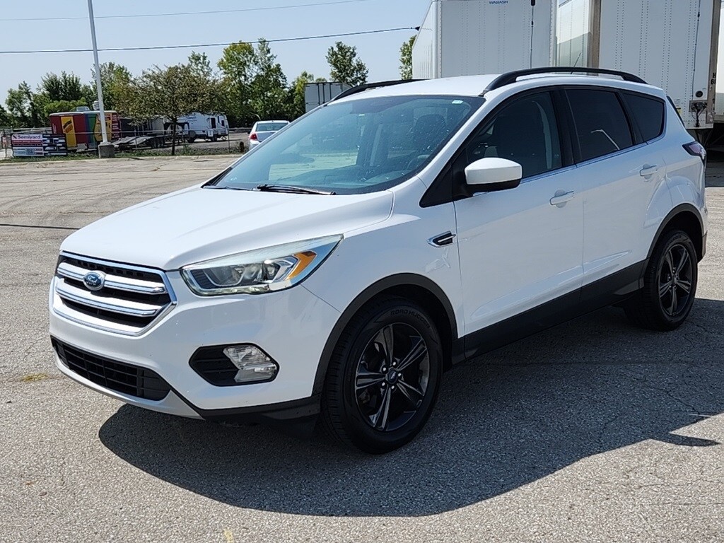 Used 2017 Ford Escape SE with VIN 1FMCU0GD9HUC63338 for sale in Indianapolis, IN